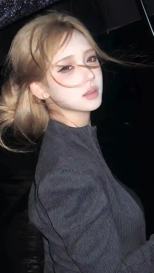 欧美在线看片a免费观看_少妇人妻偷人精品视频_波多野结衣Aⅴ在线播放