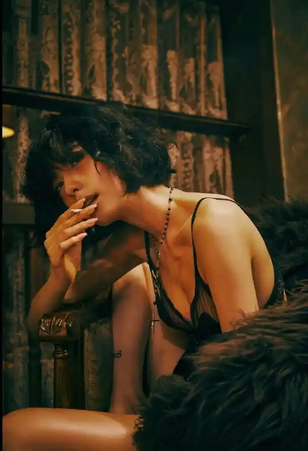 欧美在线看片a免费观看_少妇人妻偷人精品视频_波多野结衣Aⅴ在线播放