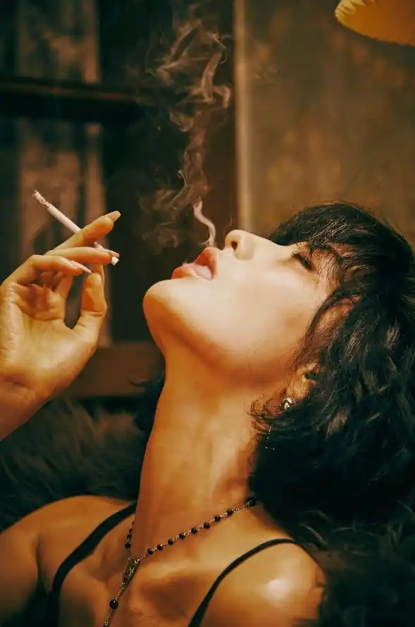欧美在线看片a免费观看_少妇人妻偷人精品视频_波多野结衣Aⅴ在线播放